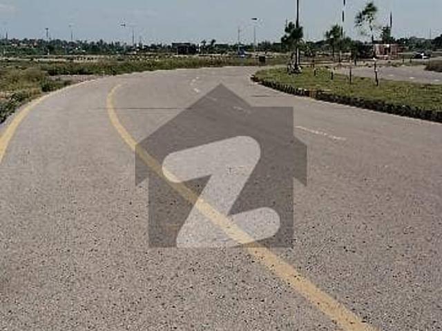 G14/2 Top Location Plot For Sale Size 35*70 Near Main Double Road