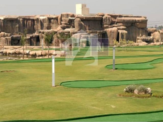 G6 Block Commercial Plot