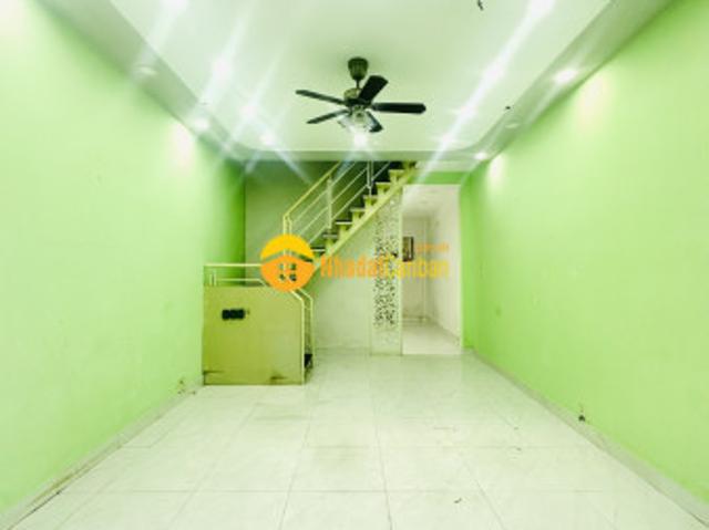 Gần chợ đêm hạnh thông tây 50m2 vuông a4 hẻm xe hơi 1 trục sát mặt tiền chỉ 5 tỷ 55