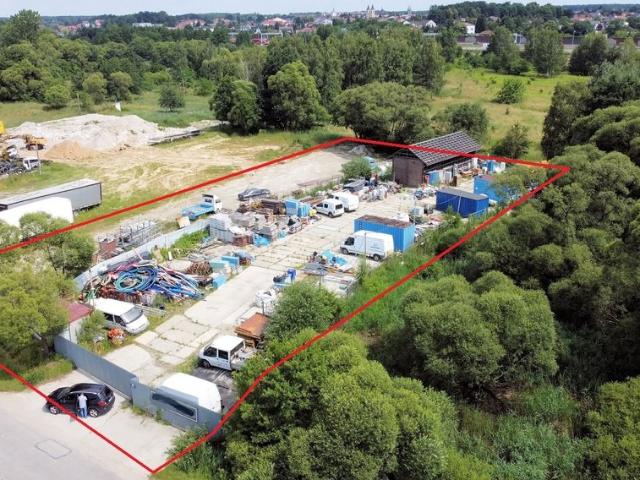 Głogów Małopolski, 3 295 m2