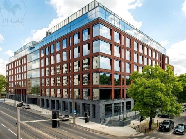 Głogowska 151 / Górki 1 000 m², Poznań
