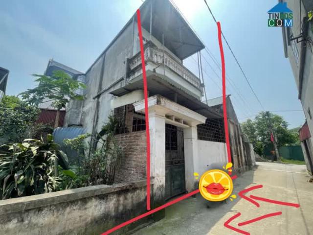 Gđ chuyển công tác cần bán đất tặng nhà 2 tầng nản 2 tl419 Dt: 61m mt 5,1m nở hậu Đc: xóM làng