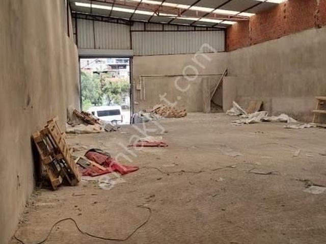 Gıda Çarşısına 200 Metre Mesafede 200 M2 Kiralık Depo