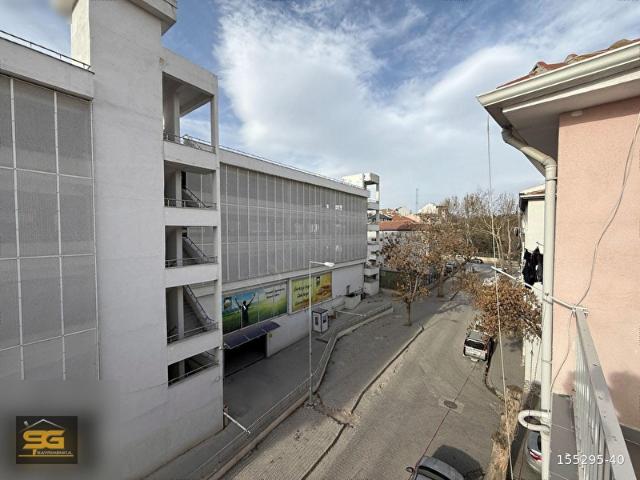 Ş.G GAYRİMENKUL'DEN CUMHURİYET MAHALLESİ 3+1 SATILIK DAİRE