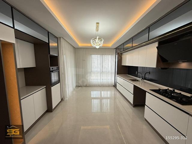 Ş.G GAYRİMENKUL'DEN KATTA TEK 4+1 ULTRA LÜKS SATILIK DAİR