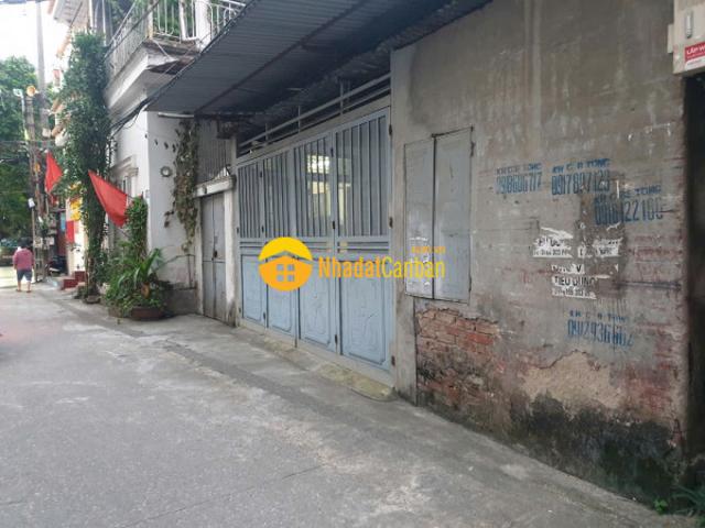 Gọi gấp. Nhà c4 long biên, lô góc, thông số đẹp, mt khủng, ô tô tránh, kinh doanh, gia hời