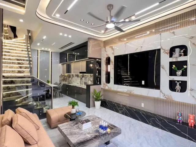 Gấp Cần Bán Gấp Căn Nhà Nằm Ở Trung Tâm Thủ Dầu Một Hãy Mau Liên Hệ Em Để Được Giá Ưu