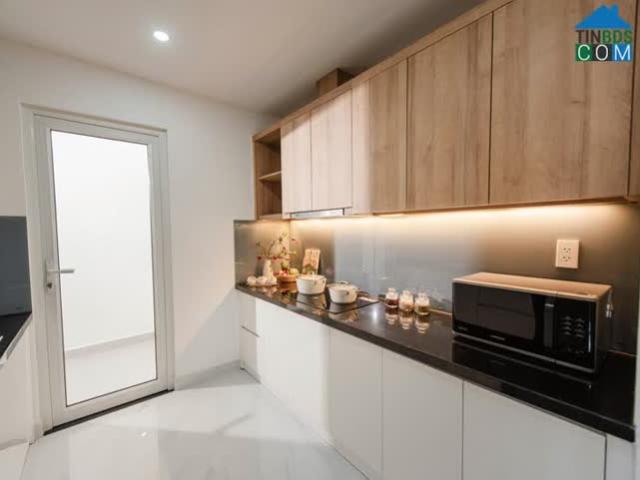 GẤP BÁN Căn 85m2 2PN 2WC 2 Logia Chỉ 2tỷ8
