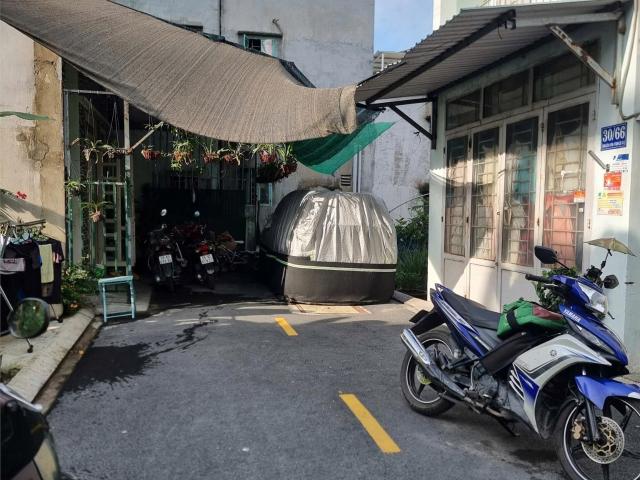 Gấp bán, đất chính chủ, hạ 300 triệu, dt 83m2, hẻm xe hơi 5m, giá chỉ 4,7 tỷ