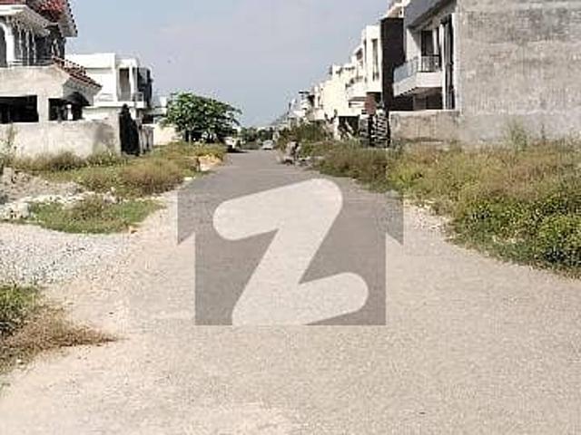 G 14/3 Possession Plot For Sale Size 40*80 Top Location Plot All Facilities Available