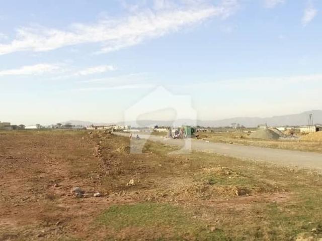 G. 14/1 Size 30*60 Street. 04 Plot. Proper Corner Sun Face For Sale