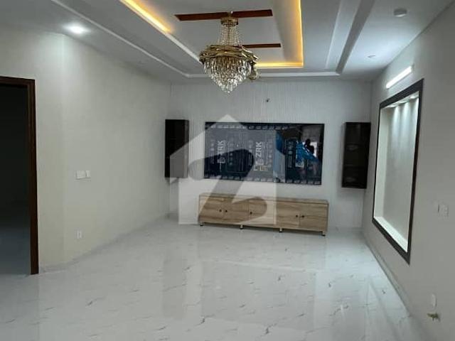 G 14, Brand New Size 356 Yards Architect Design Double Storey House 6 Master Bedrooms Attached Stylish 6 Bathrooms 2 D/ 2 Tv Lounge, American Style Kitchen