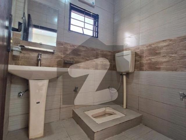 G 15/1 7 Marla House Up For sale G 15/1