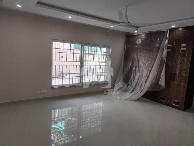 G 10/4 House Available For Sale
