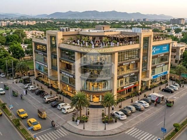 G 10 Corner Plaza For Sale 60x80 6 Story 27000 Square Feet Covered Area Lift