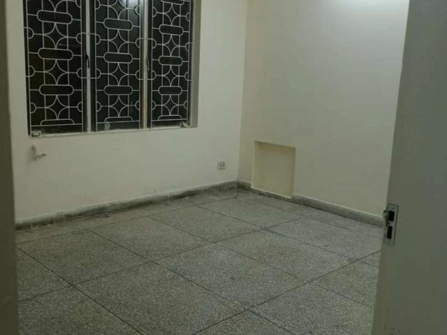 G 10, 30x50 Upper 2 Beds Islamabad G 10 ID 28241