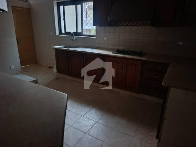 G 10, 40x80, 8 Bed Full Renovated House, Rent 5 Lac, 2 Kitchen