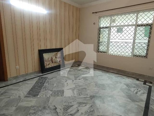 G 11 Mind Blowing Location What A Outstanding Upper Portion For Rent