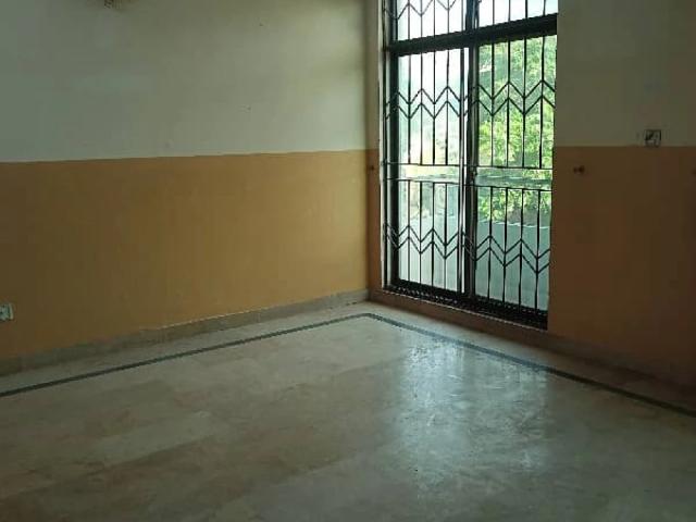 G 11 Real pics 5 Marla Upper portion wide street near markaz Islamabad G 11 ID 89511