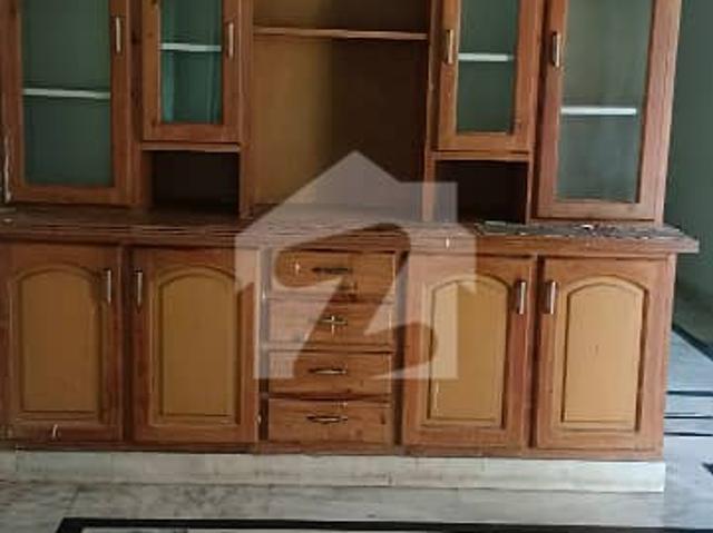 G 11 25+50 house for sale park faceing excellant location