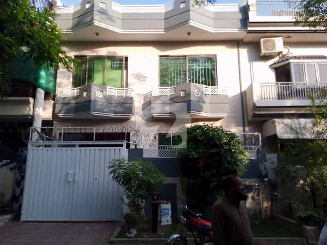 G, 11 5 marla house for sale 4 bed attached bath 2 dd 2 kitchen marble floor best location nayer to park mosque market rental income 1,40,000