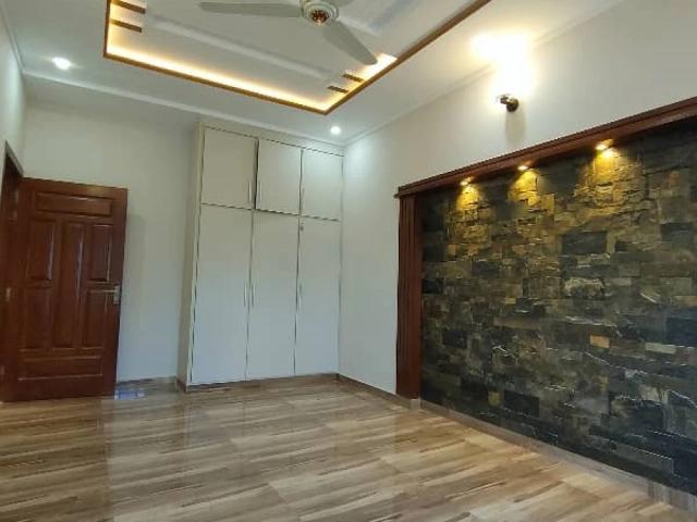 G 13/2 Brand New House Sun Face 6 Bed Double Units Islamabad G 13 ID 83901