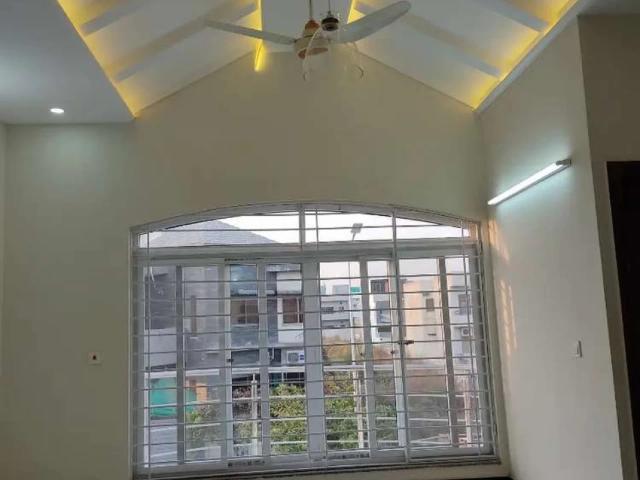 G 13/4 size 35*70 Beautiful Park face Brand New House Islamabad G 13 ID 68061