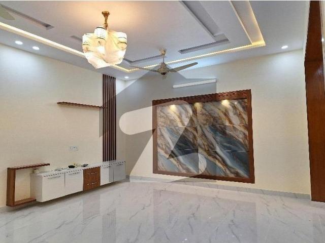 G 13 Main Double Road Brand New Size 272 Yard Architect Design Double Storey House 6 Master Bedrooms Attached Stylish 6 Bathrooms 2 D/ 2 Tv Lounge, American Style Kitchen, SQTR Reasonable Price G 13