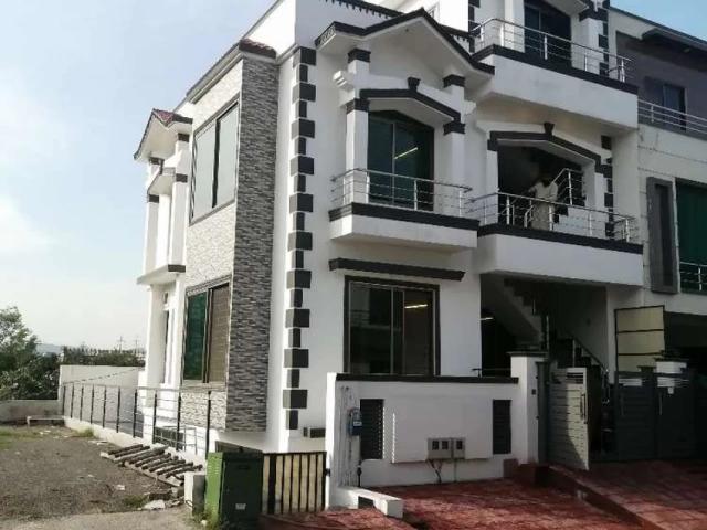 G 13 Brand New triple units 25 40 proper corner 1. 5 kanal extra land Islamabad G 13 ID 24048