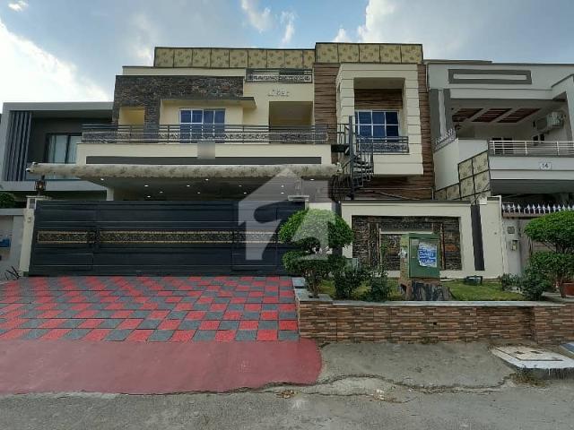 G 13 house 14 marla 40x80 very ideal location on 50 feet road pindi face near park and basic amunities