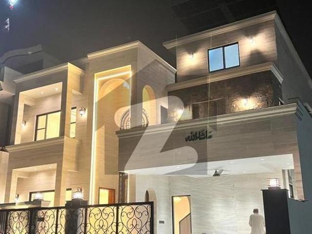 G 13 1 Size 40x80 14 Marla Brand New House For Sale Beautiful Location Park Peck G 13/1