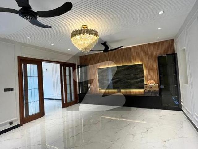 G 13 1 Size 40x80 14 Marla Brand New House For Sale Beautiful Location Park Peck G 13/1