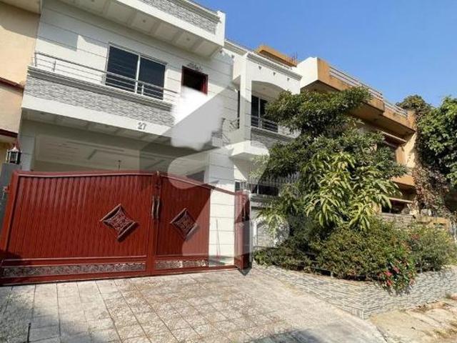 G 13 30x60 Used HOUSE Available For Sale G 13