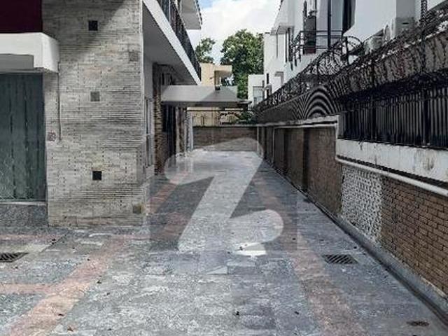 G 6/4 House For Rent Only For Chinese G 6/4