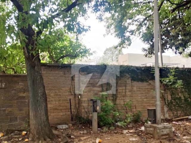 G 6 Top Location Old House For Sale On Good Price