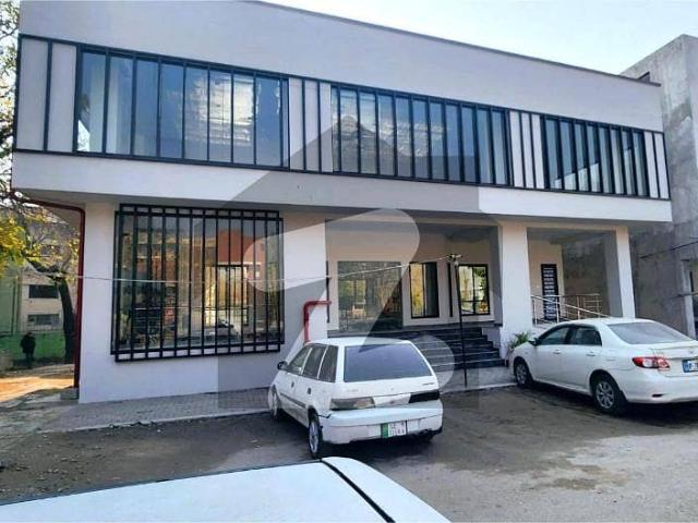 G 8 Ready 5,200 Sqft New Plaza Parking Tiles, Ceiling, Fire Fighting System