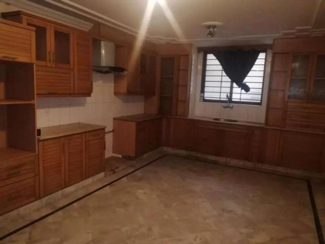 G 9/4 size 40x80 ground floor 2bed 2bath store dring dining kitchen Islamabad G 9 ID 32289