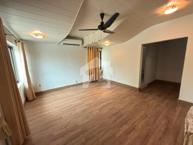 G 9/1 House For Sale 40*80