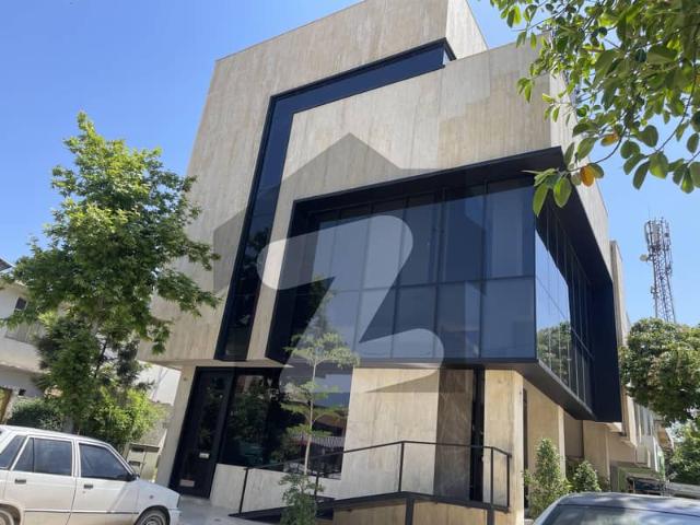 G 9/3 Brand New Building For Sale