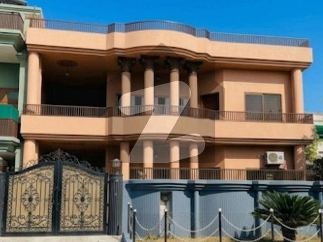 G 9 40x80 House | 6 Beds | Double Portion | Ideal for Two Families