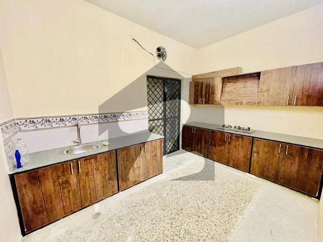 G 9 Upper Portion Available For Rent