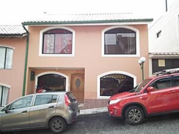 GC Sangolquí, Alausí Casa en Venta 220mt
