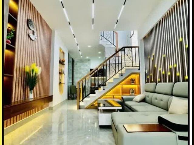 Gấp bán nhà HXH Thống Nhất, DTSD 76m2, Nhà đẹp, Full nội thất, Gần Cityland, Chỉ 4tỷ4