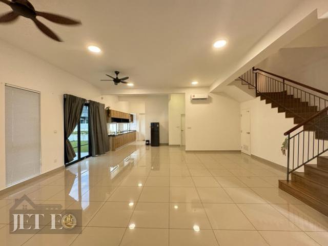 Gamuda Twentyfiveseven Gable House