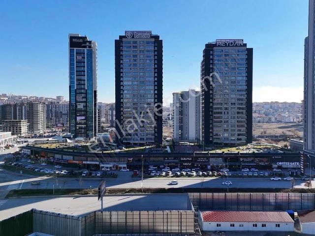 Gamador Meydan Da 540 M2 Düz Zemin 500.0000+ Kdv Kiracılı Dükkan