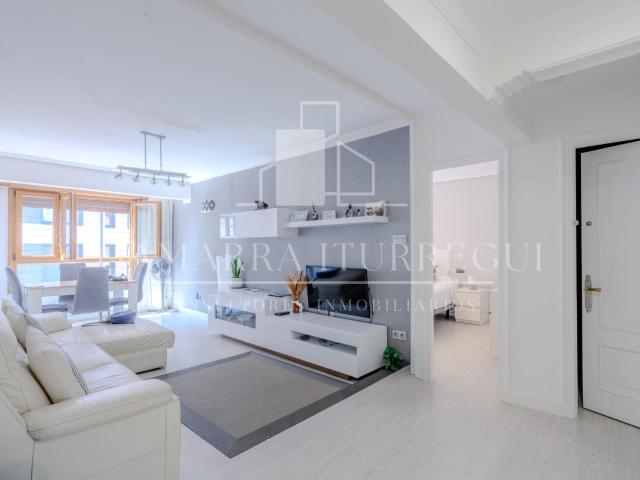 Gamarra Iturregui Consultores Inmobiliarios vende Piso reformado con licencia turística cerca al Puerto de Bermeo