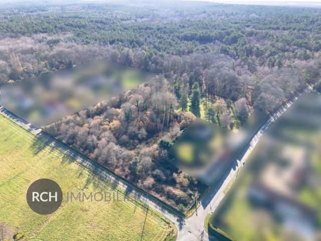 Gambais Bâtiments à réhabiliter non viabilisé sur un terrain d