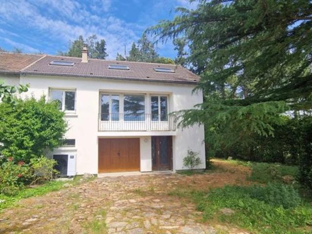 GAMBAIS 78950 Maison de 5 pièces sur 900 m² de terrain
