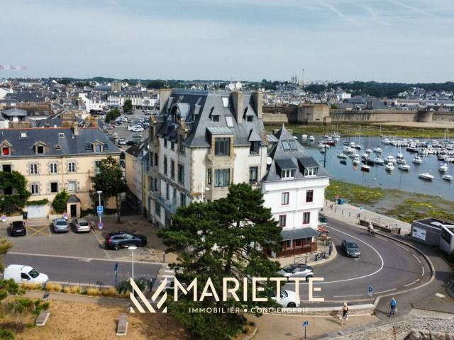 GAMBETTA Concarneau face mer T3 pièce avec balcon