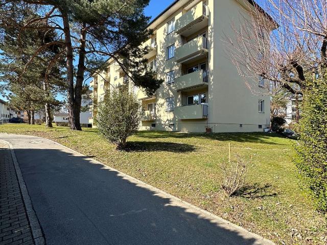 Game room for rent in Eschenbach SG 18 m² | dreamo. Ch